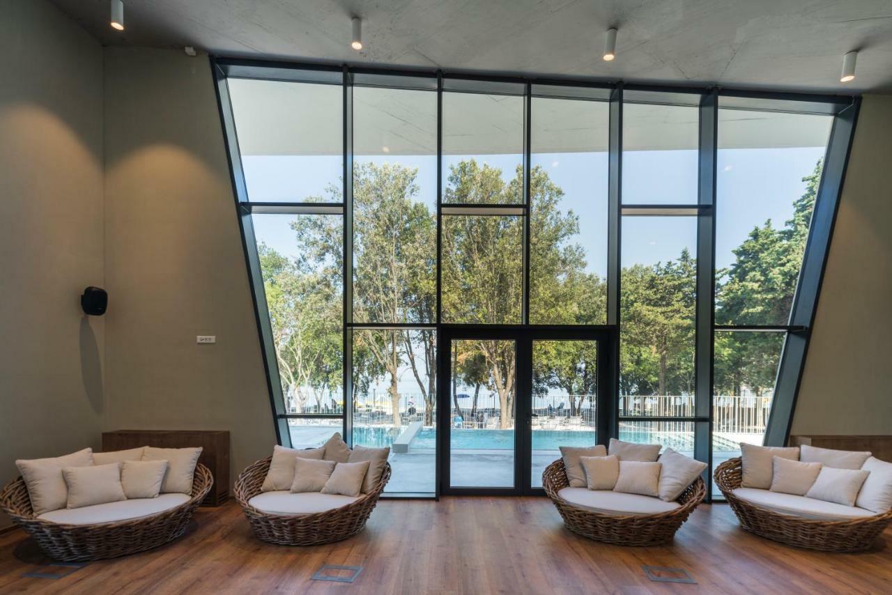 Falkensteiner Premium Mobile Homes And Camping Zadar Luaran gambar The interior of the hotel